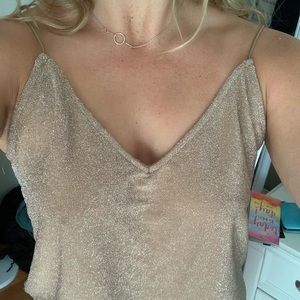 Cute shimmery gold tank size M